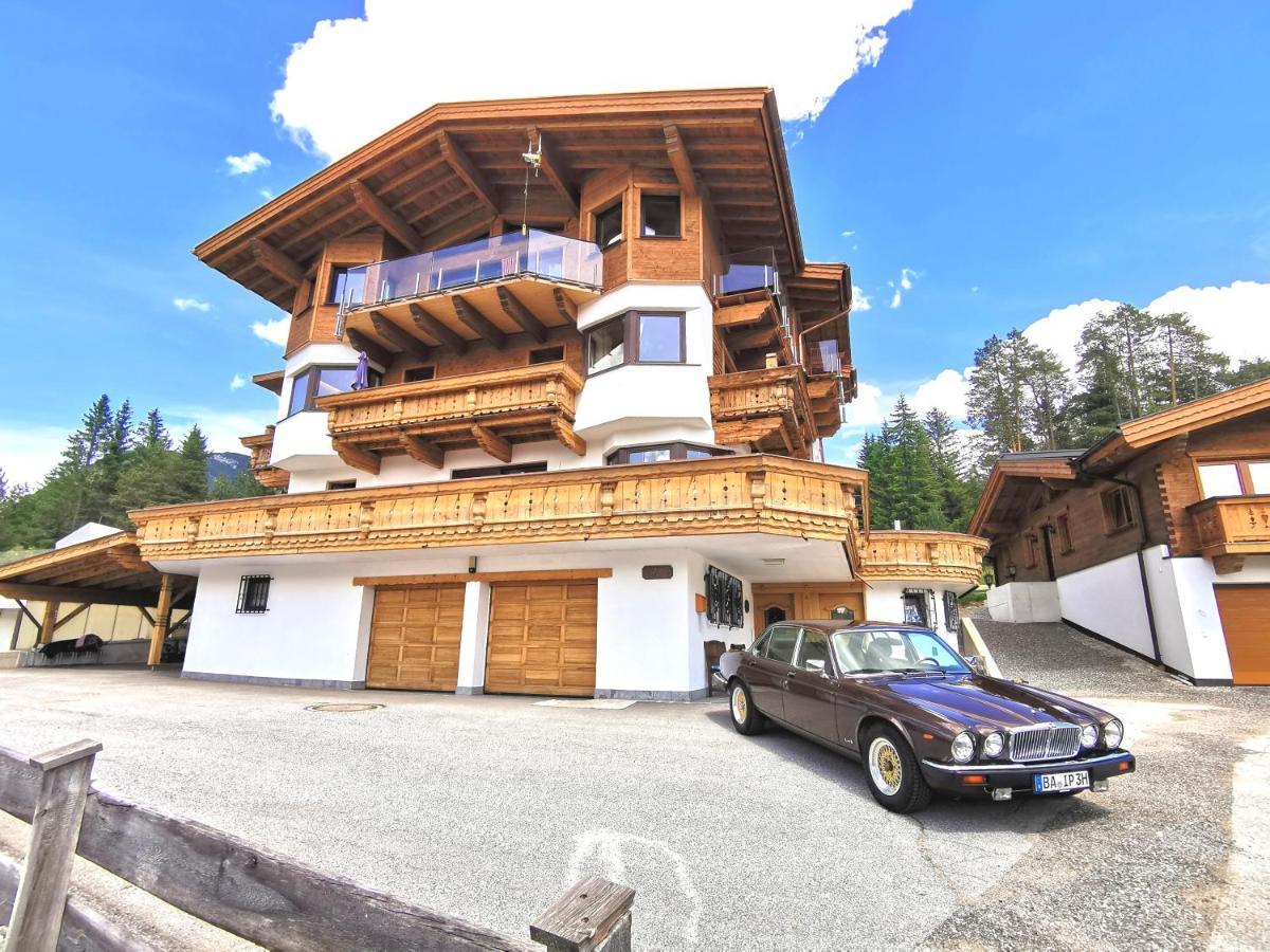 ליוטאש Schickster Sky Lodge מראה חיצוני תמונה