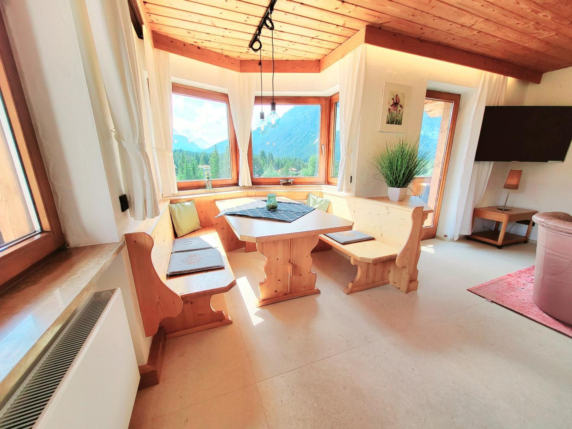 ליוטאש Schickster Sky Lodge מראה חיצוני תמונה