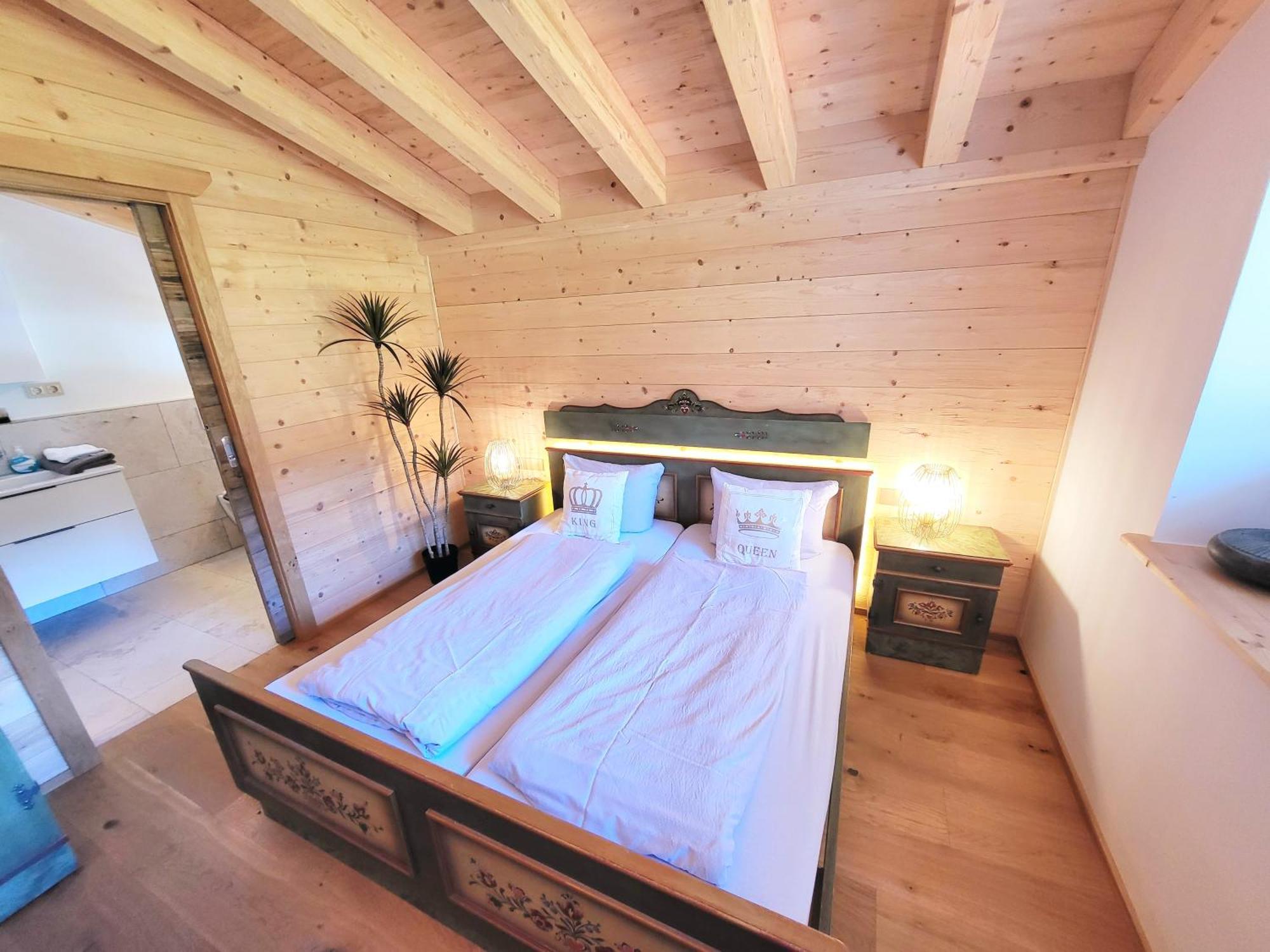 ליוטאש Schickster Sky Lodge מראה חיצוני תמונה