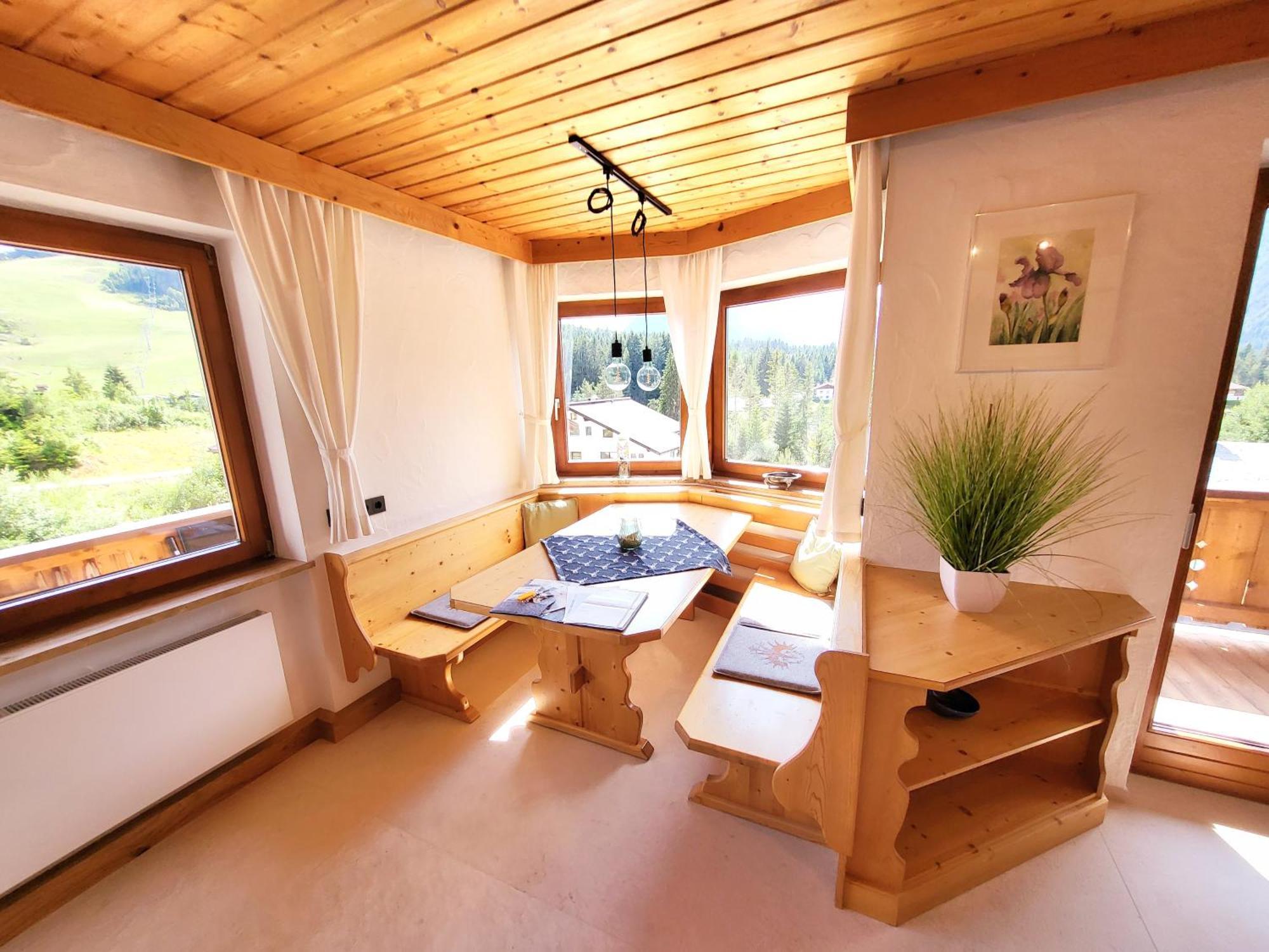ליוטאש Schickster Sky Lodge מראה חיצוני תמונה