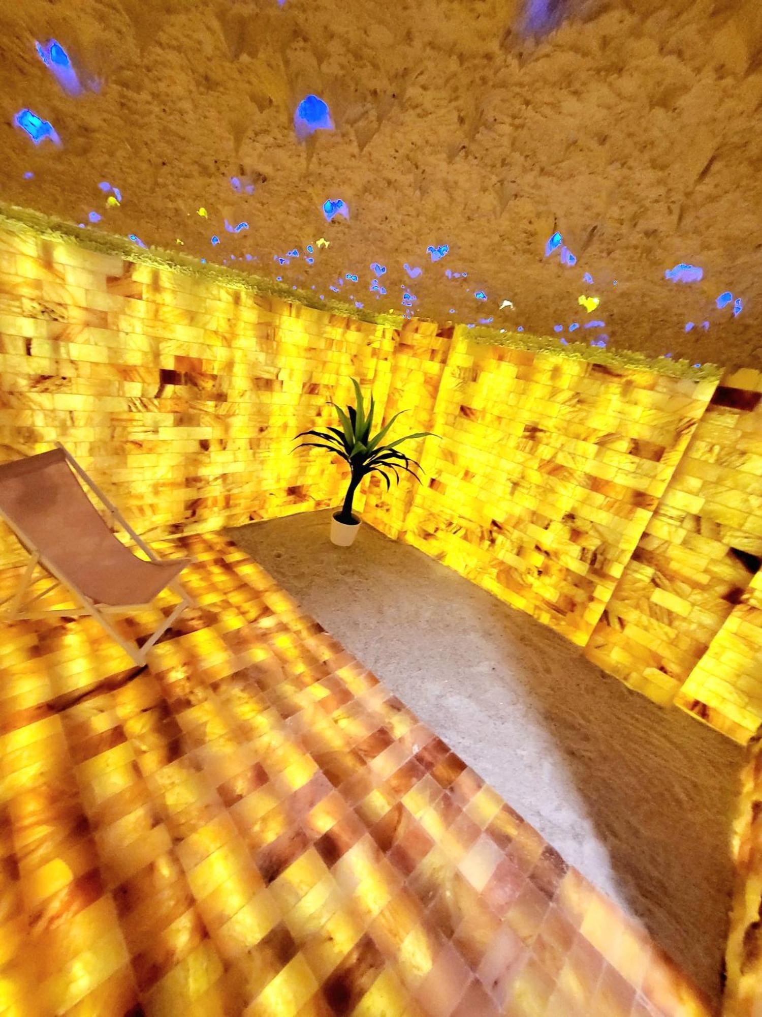ליוטאש Schickster Sky Lodge מראה חיצוני תמונה