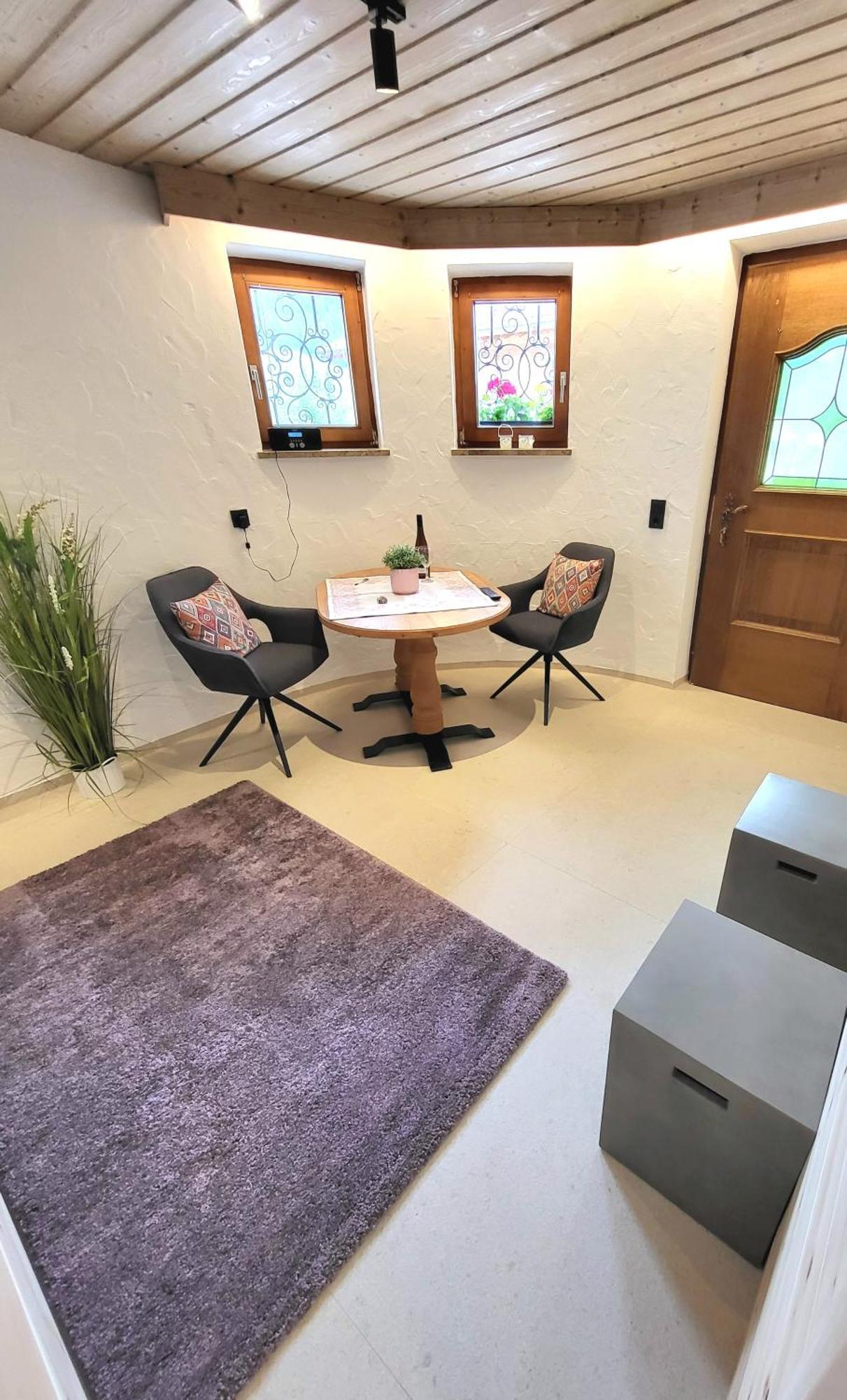 ליוטאש Schickster Sky Lodge מראה חיצוני תמונה