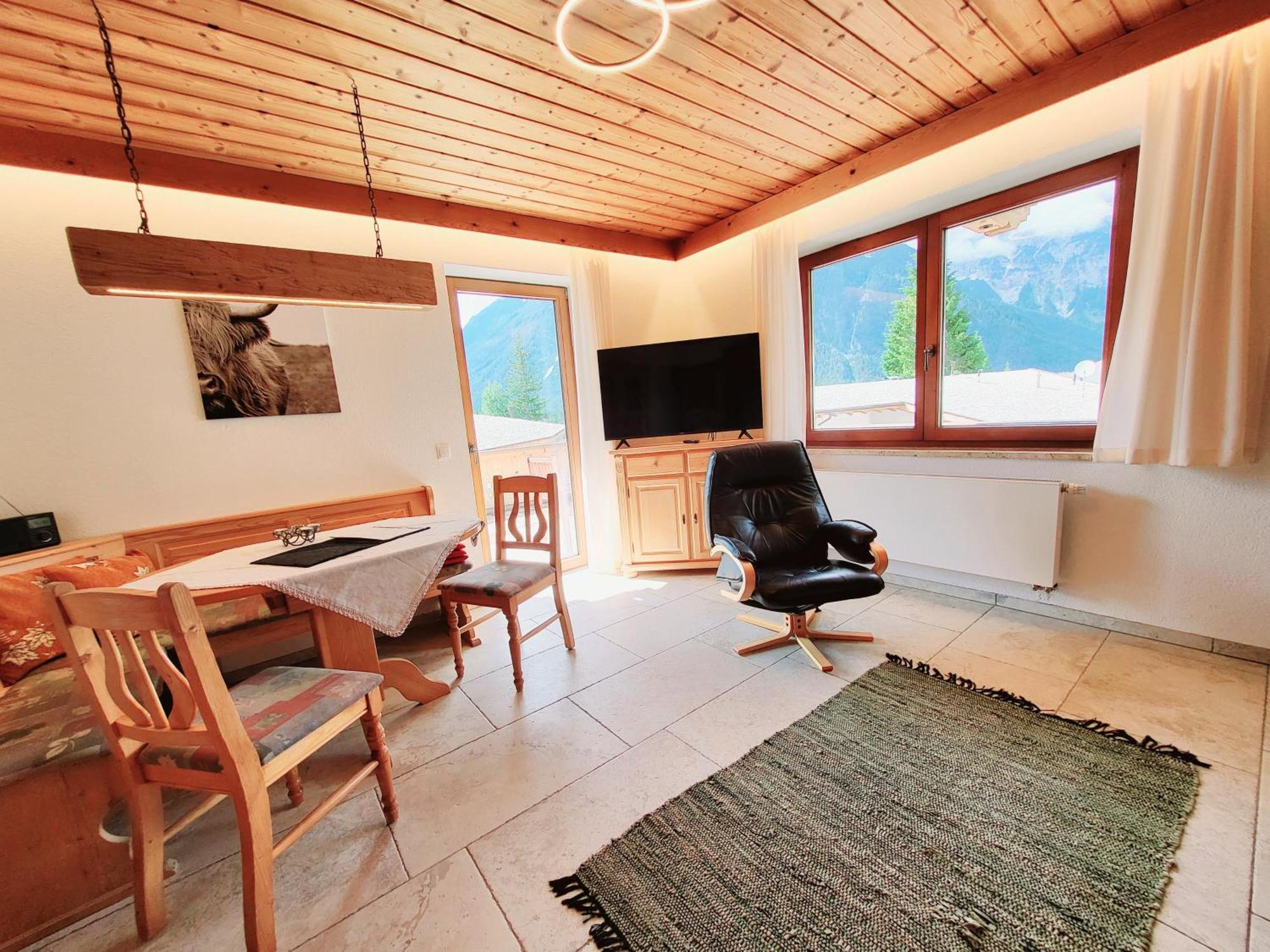 ליוטאש Schickster Sky Lodge מראה חיצוני תמונה