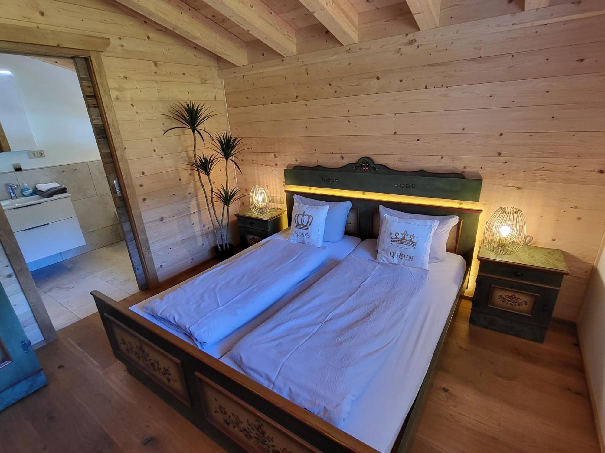 ליוטאש Schickster Sky Lodge מראה חיצוני תמונה